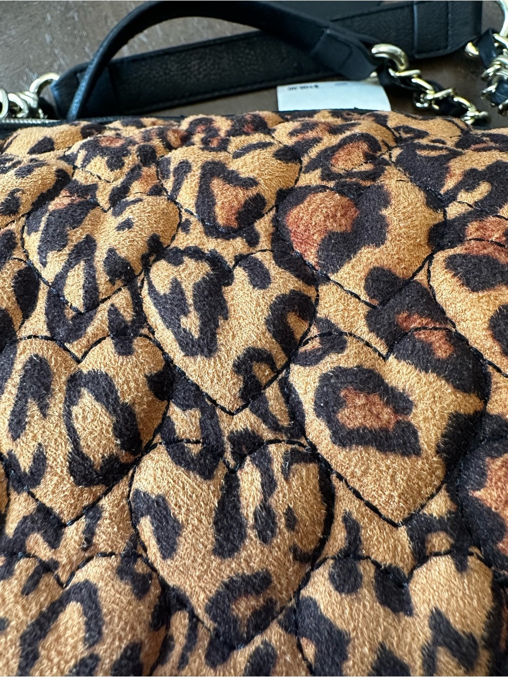 Betsey Johnson "Will You Be Mine" โค๏ธโ๐ฅ Leopard and Heart Quilted Satchel - Picture 3 of 16